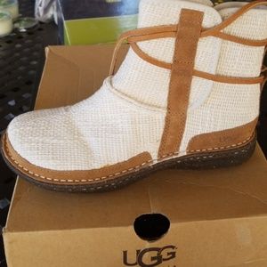 Ugg boots womens